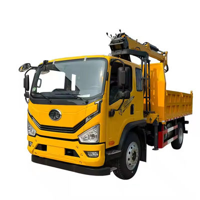 XDEM Hydraulic Wood Grabber Machine Truck zamontowany do efektywnej obróbki drewna