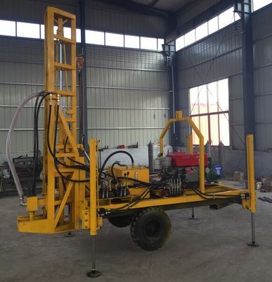 90r / min 18,5kw Well Drilling Machine na przyczepie